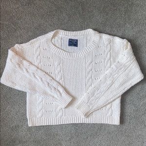 Abercrombie & Fitch Cable Knit Cropped Sweater M